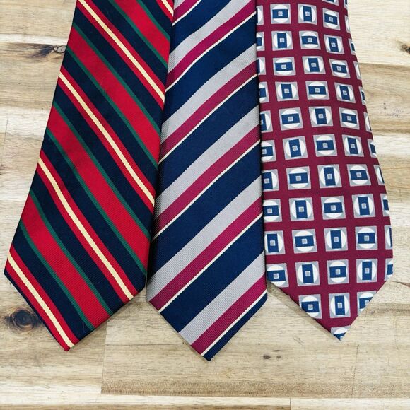 Vintage Lands End Tie Mens Diagonal Striped Silk Handmade Classic 60-63 Length - Picture 1 of 6